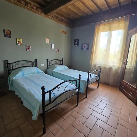 Gli Ulivi Di 2 بيت للعطل *